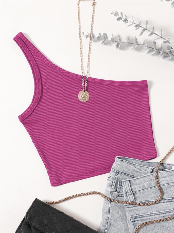 Top fucsia de un hombro